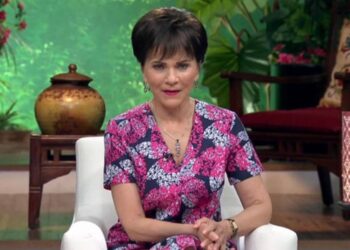 Paty Chapoy arremete contra AMLO