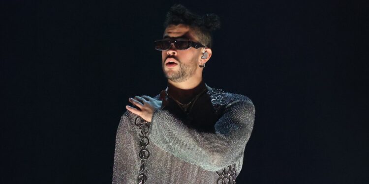 Vuelan boletos para Bad Bunny y se presenta hasta el 2022.