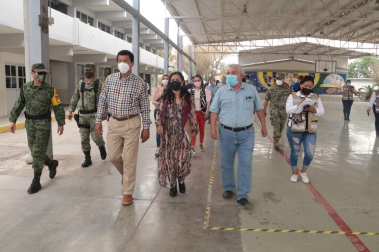 Supervisa Alcalde sedes para aplicación de vacuna Pfizer a adultos mayores