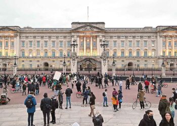 Por pandemia, restringen funerales del príncipe Felipe
