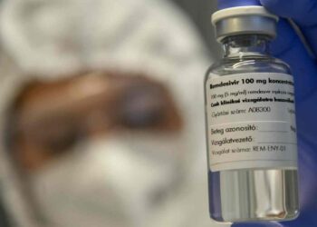 Prohíbe India exportar medicamento remdesivir