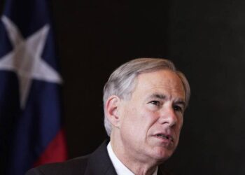 Texas pide a Joe Biden designar “terroristas” a cárteles mexicanos