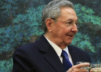 Raúl Castro renuncia como dirigente del Partido Comunista de Cuba