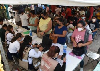 Calendario de vacunación COVID para el sector educativo mexicano