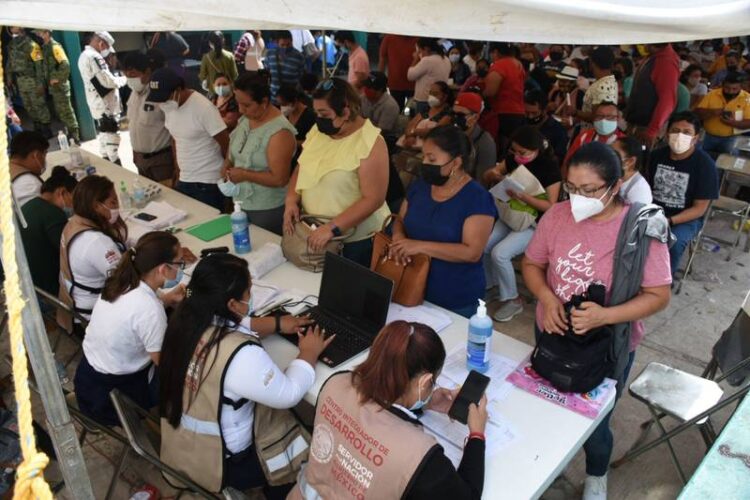 Calendario de vacunación COVID para el sector educativo mexicano