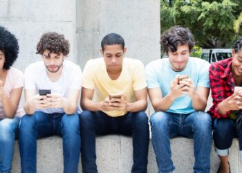 En vigor padrón de telefonía móvil que obliga a usuarios a entregar datos biométricos