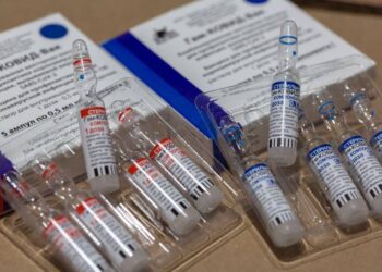 Vacuna ‘Sputnik V’ es mejor de lo previsto: eficacia hasta del 97.6%, asegura Rusia