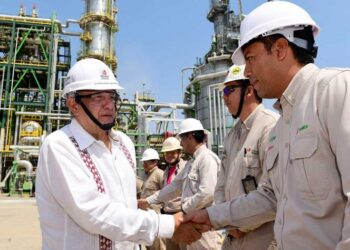 ‘Se cumplió producción de crudo’: López Obrador tras reunión de OPEP