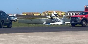 Se desploma avioneta en Texas; 1 muerto y 2 heridos