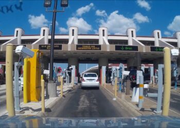 Prorrogan hasta el 21 de mayo el cruce terrestre de México a EU