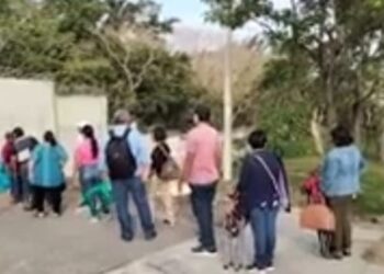 Transcurre tranquilo segundo día de vacunación para sector educativo