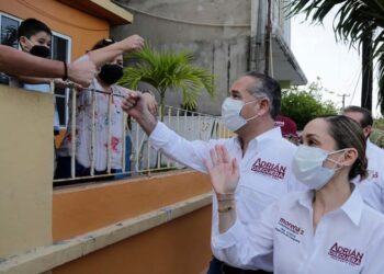 Yo no volteo a ver la guerra sucia, solo las problemáticas: Oseguera.