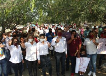 Firma Gattás compromisos en Col. “Marte R. Gómez” de Victoria