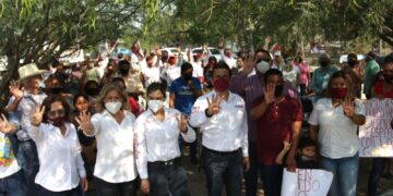 Firma Gattás compromisos en Col. “Marte R. Gómez” de Victoria