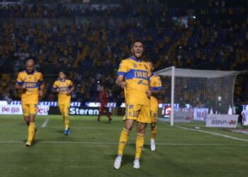 Tigres gana 2-1 a Rayados en el Clásico Regio 