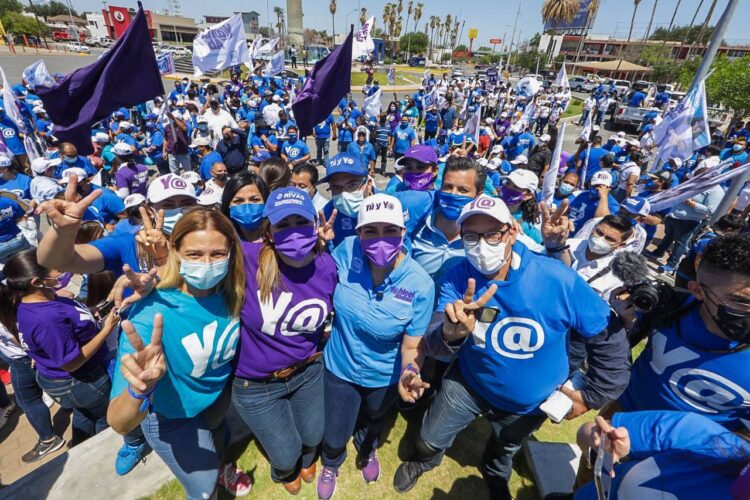 Muestran candidatos del  PAN fuerza en megapegoteo en Nuevo Laredo