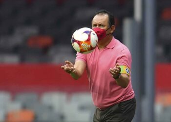 Reynoso acepta malas decisiones de “La máquina”