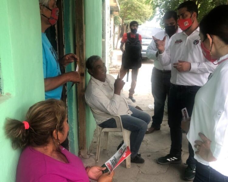 Demandan colonos atender desabasto de agua a candidato a alcalde del PRI