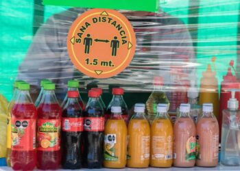 Prohíben diputados venta de bebidas azucaradas a menores en escuelas