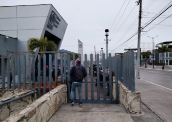 Niegan servicio en el ISSSTE-Tampico; derechohabientes se inconforman