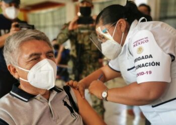 Sobran 4 mil dosis en campaña de vacunación anticovid a maestros