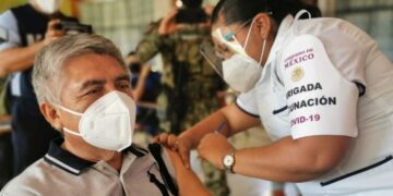 Sobran 4 mil dosis en campaña de vacunación anticovid a maestros