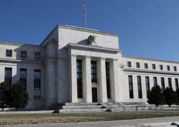 Fed deja sin cambios su tasa de interés; recuperación dependerá de trayectoria del Covid-19