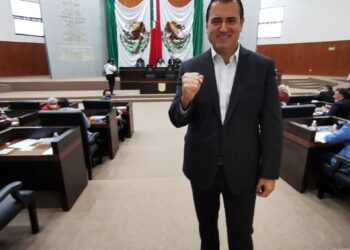 Eligen a Félix García presidente de la mesa directiva en Congreso local