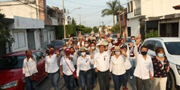 Lleva Gattas propuestas a colonias Nacozari, Imperial y Sierra Ventana