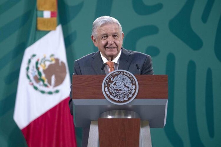 Diputada amenazada por gobernador de Michoacán para votar en favor de García Cabeza de Vaca: AMLO