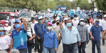 Recorre fórmula de candidatos del PAN colonias del oriente de Victoria