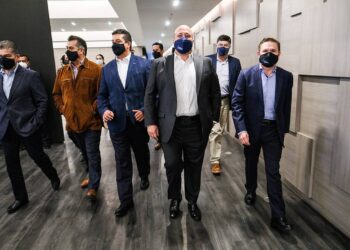 Alianza Federalista de gobernadores cuestiona proceso de desafuero a FGCV