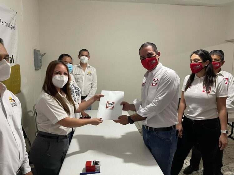 Va Diego Garza Montoto por diputación local del Distrito 15