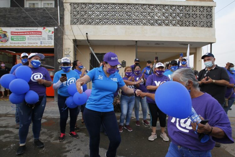 Recibe Yahleel apoyo de Colinas del Sur en Nuevo Laredo