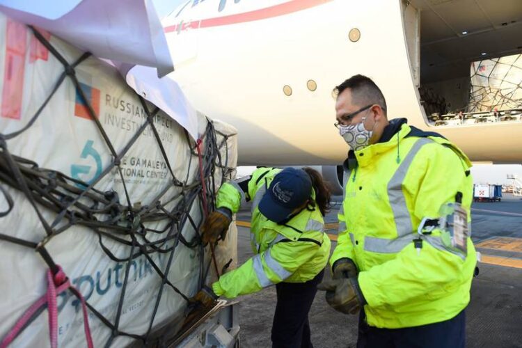Comenzará primera semana de mayo vacunación anticovid a personas de 50 a 59 años