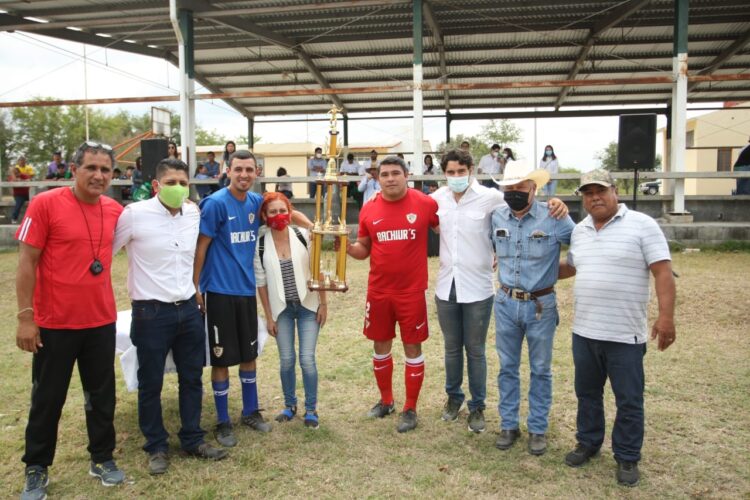 Arranca campaña de Illoldi del PVEM-PT-MORENA por Diputación del V Distrito