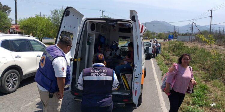 Choque deja 6 heridos en libramiento Naciones Unidas de Cd. Victoria