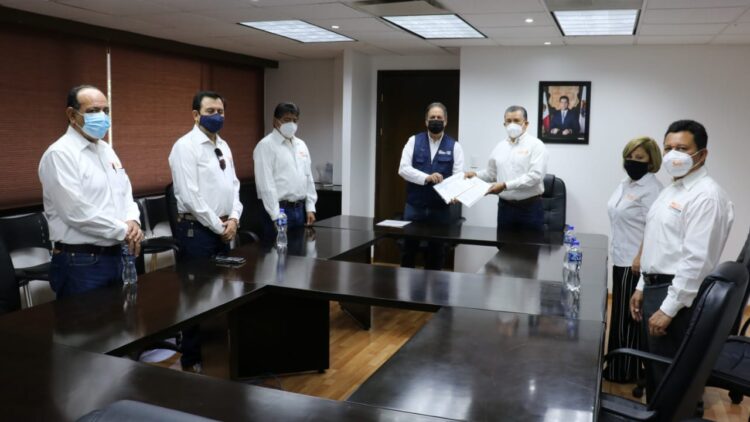 Entrega SNTE a SET Pliego Estatal para mejorar seguridad social 2021