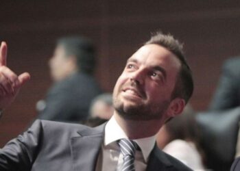 Comparece Lavalle por imputaciones de ex director de Pemex