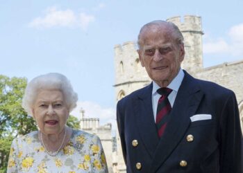 Felipe de Edimburgo, esposo de la Reina Isabel II, falleció a los 99 años