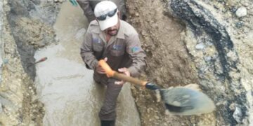 Amplía COMAPA horario para reparar fugas