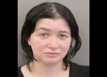 La acusan de intoxicar a su hijo para cobrar seguros de vida