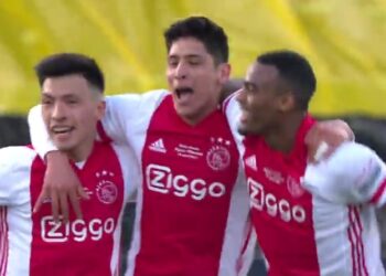 Ajax y Álvarez suman nuevo título