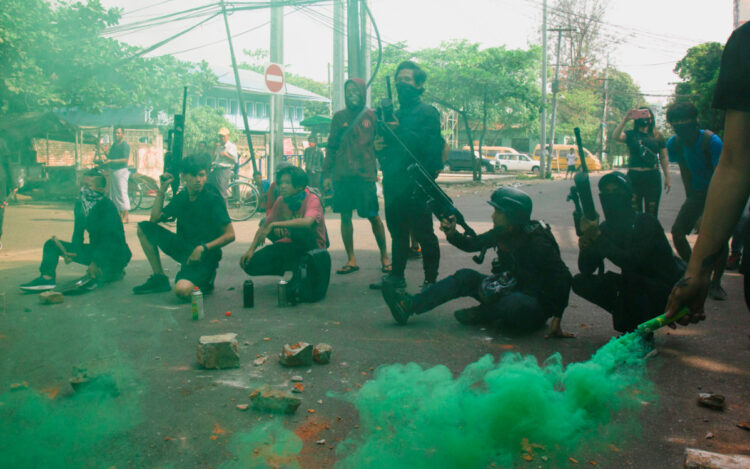 Fuerzas de seguridad de Myanmar matan a manifestantes