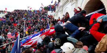 Miembro de The Oath Keepers, es el primer acusado en declararse culpable del asalto al Capitolio