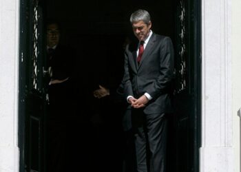 Exprimer ministro portugués será juzgado por delitos que le imputan