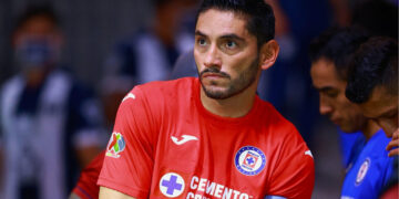 Cruz Azul está en pláticas con Orbelín y Jesús Corona