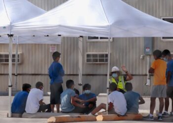 Niega Guatemala acuerdo con EU desplegar tropas en frontera