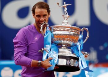 Rafael Nadal vuelve a reinar en Barcelona tras épica final