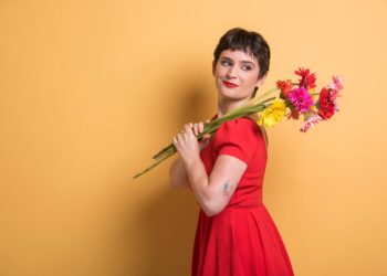 Flori Vidonna presenta videoclip: Serenata A Capela